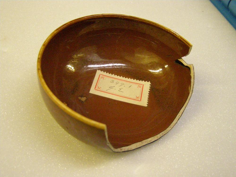 图片[2]-modified potsherd BM-1940-0413.129-130-China Archive